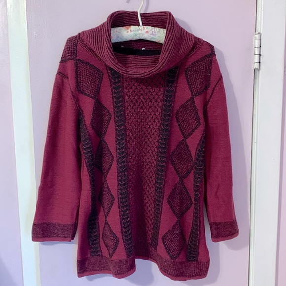 3/25$ Turtleneck sweater - Picture 1 of 4